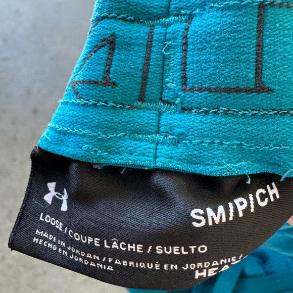 MENS UNDER ARMOUR SHORTS SZ SMALL - Picture 4 of 5